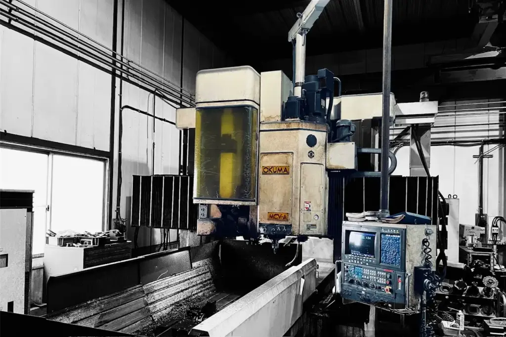 オークマ門型マシニングによる大型精密加工設備